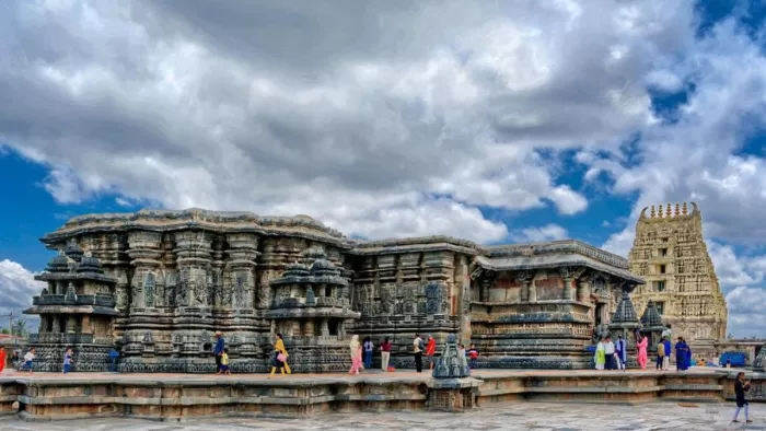 जानिए यूनेस्को वर्ल्ड हेरिटेज साइट में शामिल होयशाला मंदिर की विशेषता