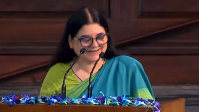मेनका गांधी ने की PM मोदी की जमकर तारीफ, बोली- इस ऐतिहासिक पल का हो रहा गर्व
