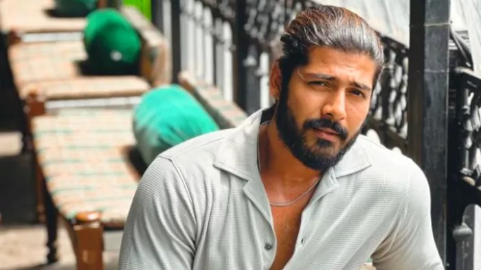 Khatron Ke Khiladi 13 contestant Sheezan Khan Earning, Instagram