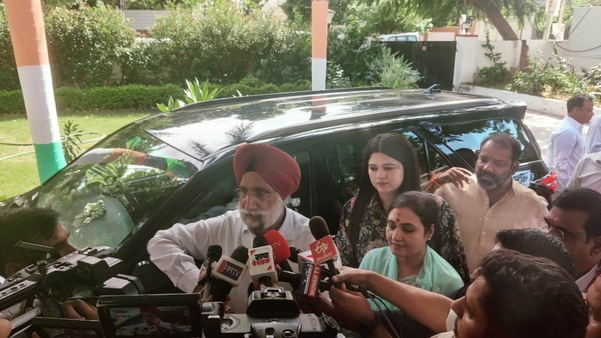 https://www.jagranimages.com/images/newimg/19092023/19_09_2023-tina_choudhary_23534457_17145292.jpg