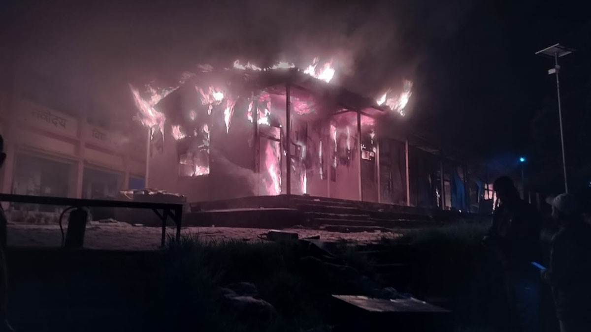 fire at uttarakhand navodaya vidyalaya gairsain chamoli