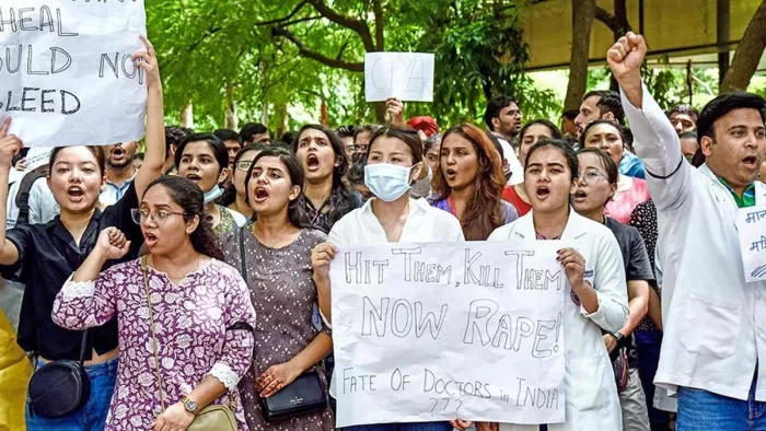 कोलकाता केस: जूनियर डॉक्टरों ने 41 दिन बाद खत्म किया धरना