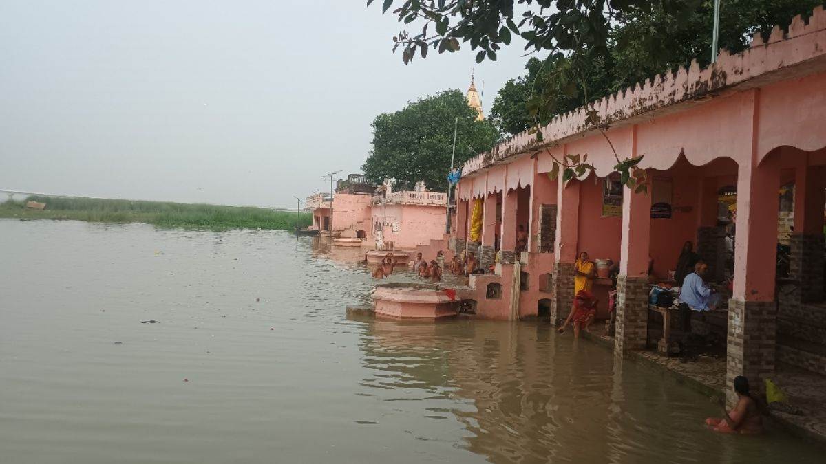 https://www.jagranimages.com/images/newimg/19092025/19_09_2025-deoria_news_24053059.jpg