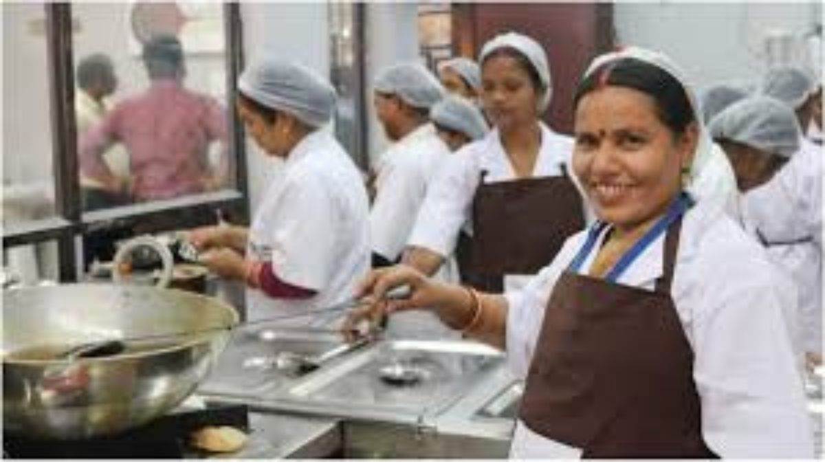 https://www.jagranimages.com/images/newimg/19092025/19_09_2025-didi_ki_rasoi_muzaffarpur_24052494.jpg