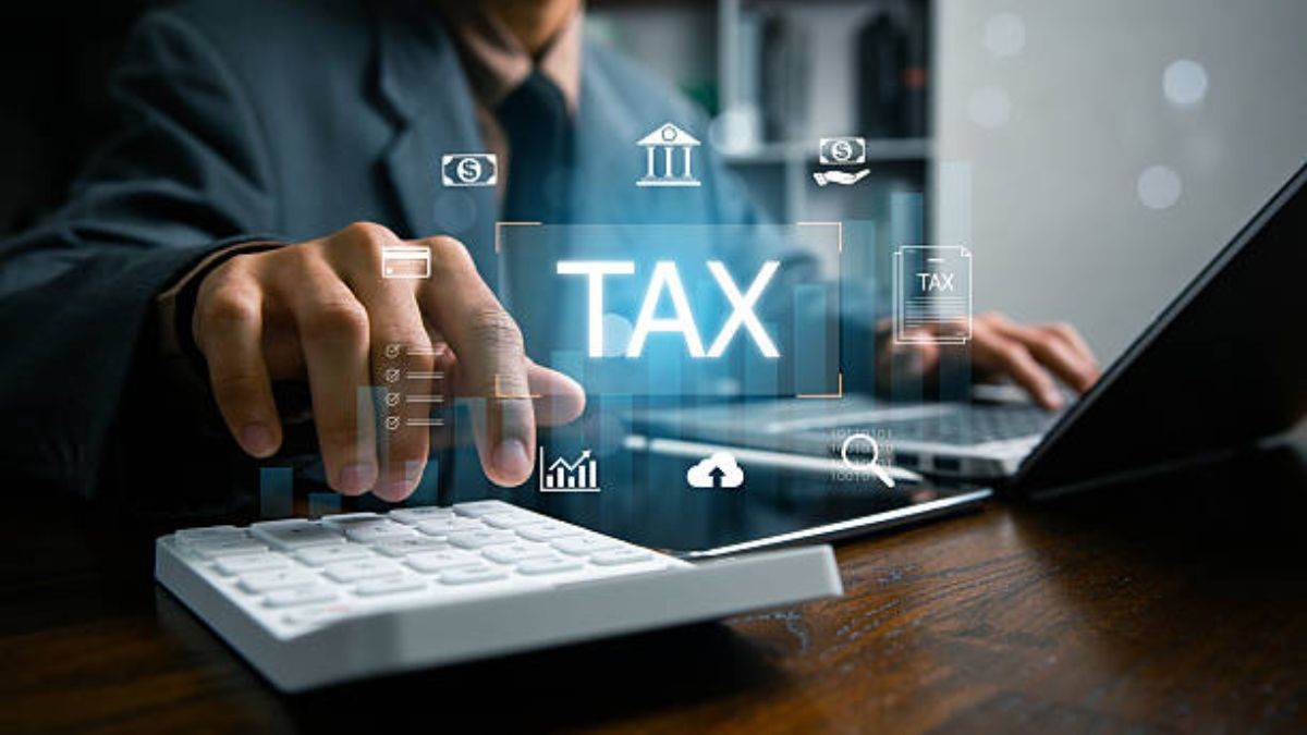 https://www.jagranimages.com/images/newimg/19092025/19_09_2025-income-tax_24052272_8347837.jpg