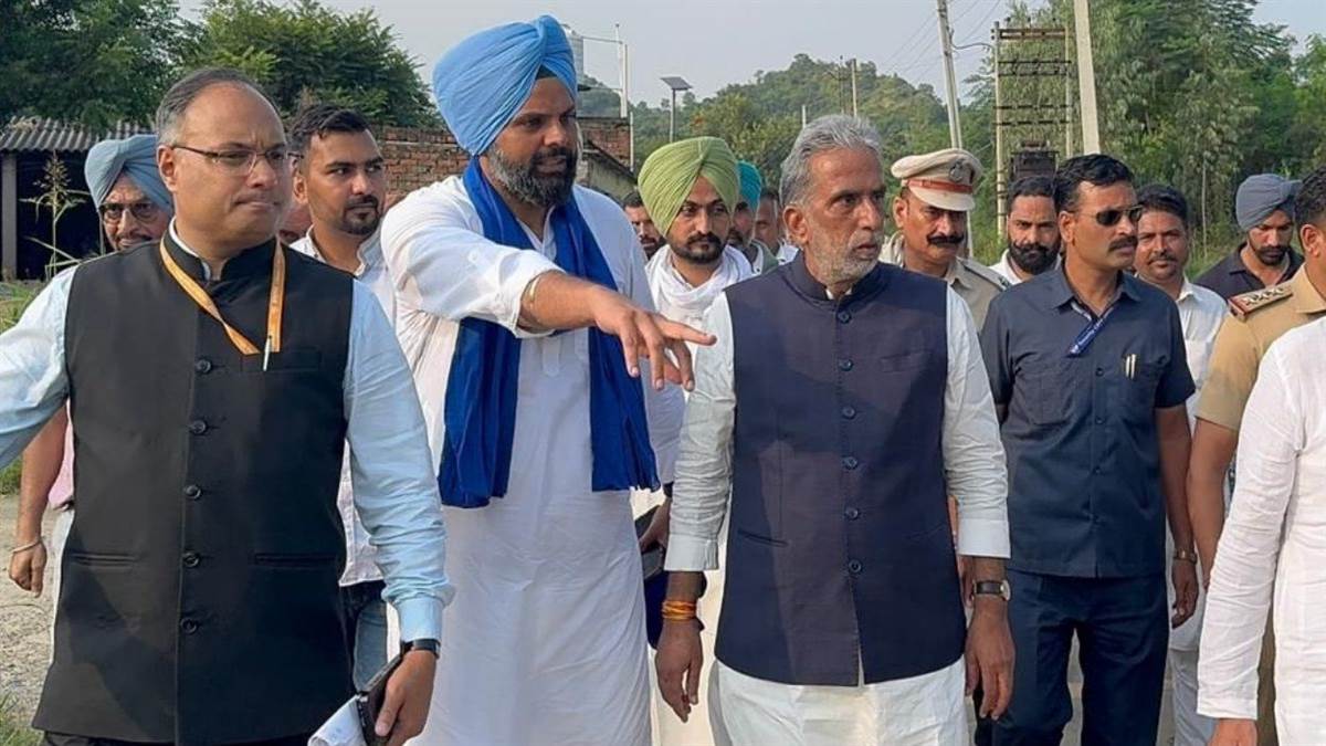 https://www.jagranimages.com/images/newimg/19092025/19_09_2025-krishanpal_gurjar_24052810.jpg