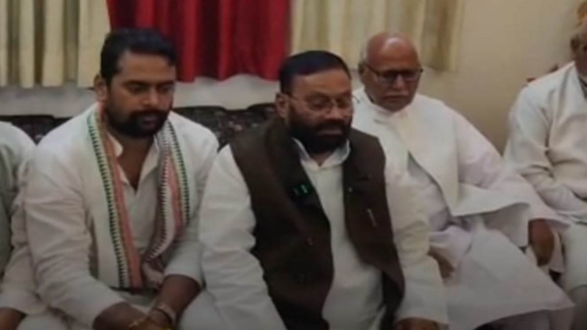 https://www.jagranimages.com/images/newimg/19092025/19_09_2025-maurya_24052821.jpg