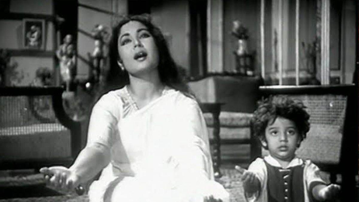 https://www.jagranimages.com/images/newimg/19092025/19_09_2025-meena_kumari_24052729.jpg