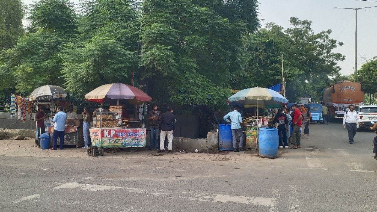 https://www.jagranimages.com/images/newimg/19092025/19_09_2025-noida_25_24052245.jpg