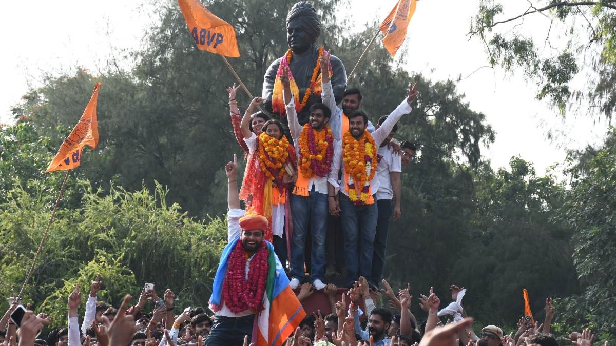 https://www.jagranimages.com/images/newimg/19092025/19_09_2025-nsui_24053217.jpg