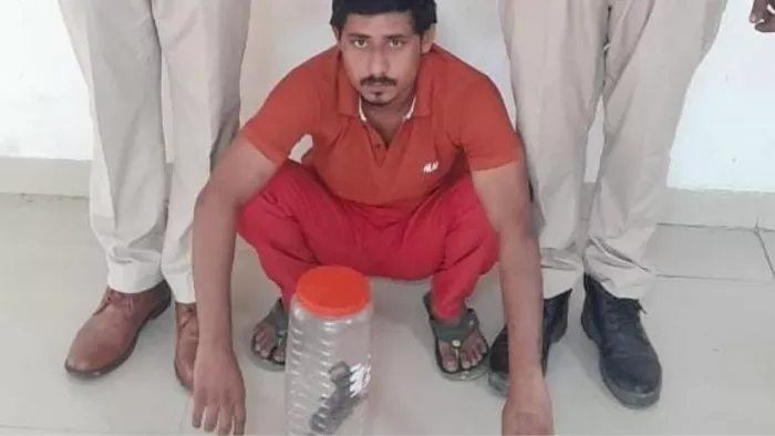 पिता से झगड़े का बदला लेने को युवक ने रची साजिश, झूठे केस में फंसाने के आरोप में गिरफ्तार