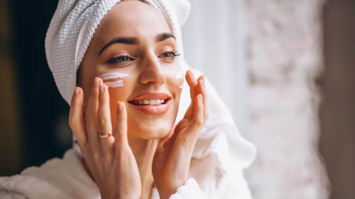 https://www.jagranimages.com/images/newimg/19092025/19_09_2025-skin_care_24051918.jpg