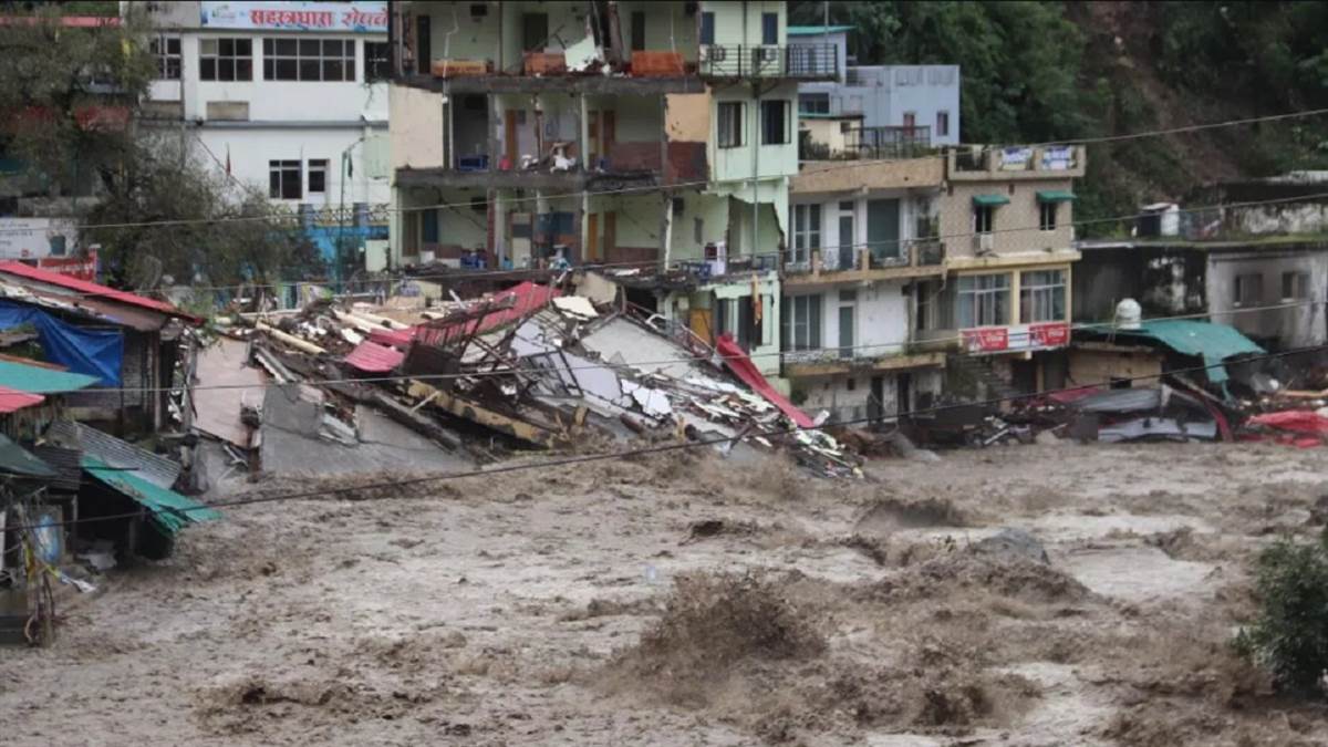 https://www.jagranimages.com/images/newimg/19092025/19_09_2025-slum_24052797.jpg