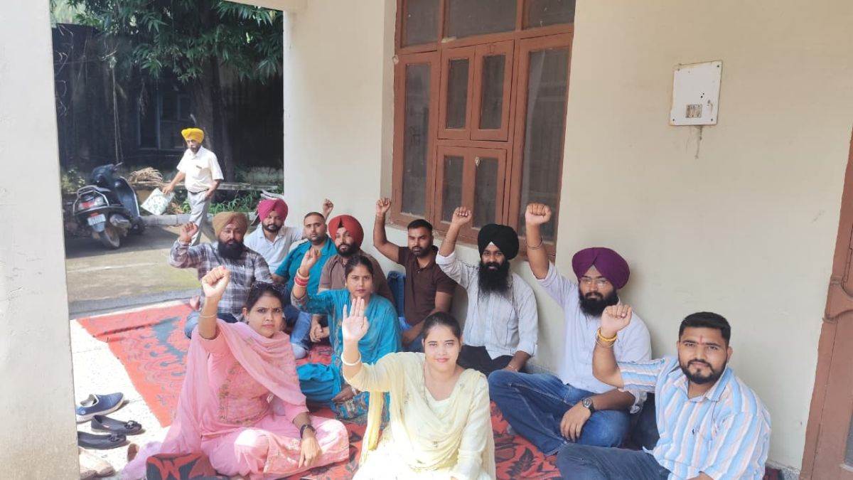 https://www.jagranimages.com/images/newimg/19092025/19_09_2025-strike__1_24052770.jpg