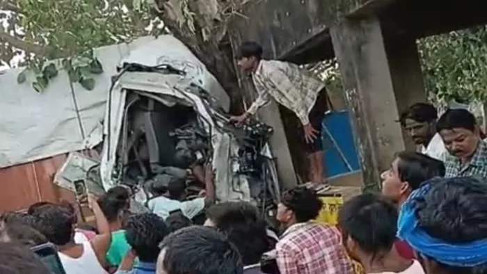 कामरान की मौके पर ही मौत हो गई।