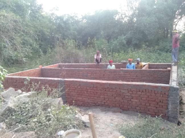 सचिवों की लापरवाही से अटका 700 सामुदायिक शौचालयों का निर्माण