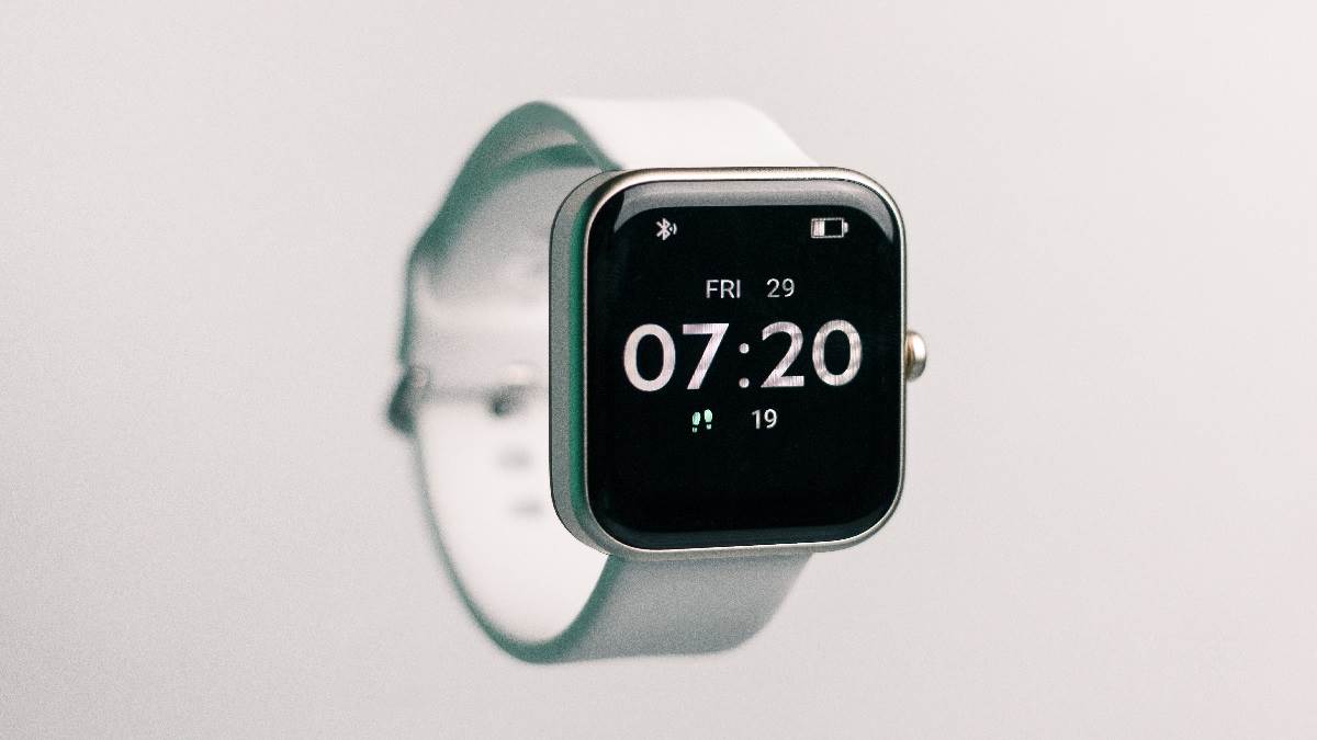 Best Smartwatches 2022: दिलों की धड़कन बढ़ा देती हैं ये मस्त स्मार्टवॉच, अब फिटनेस ट्रैक करना होगा आसान