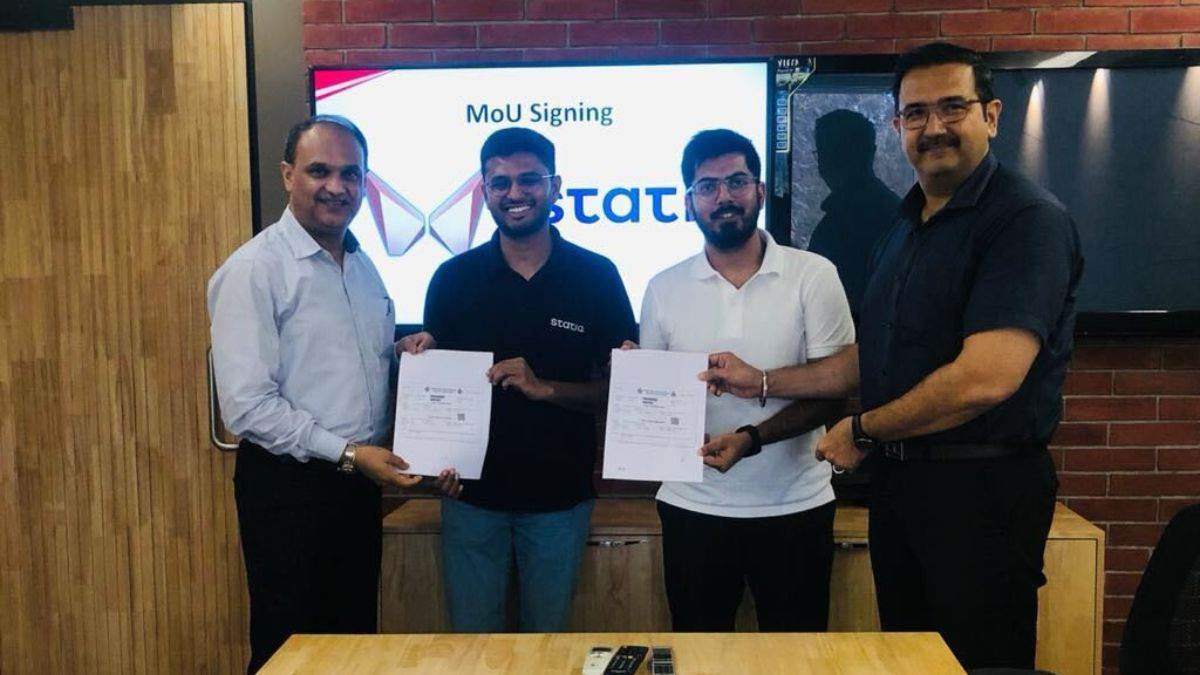 https://www.jagranimages.com/images/newimg/19102022/19_10_2022-mahindra_ev_charging_23150890_1652243.jpg
