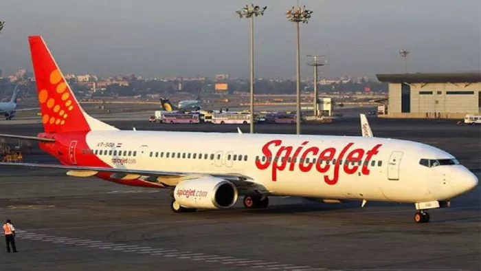 Spicejet Salary Hike: स्पाइसजेट ने पायलटों को दिया बड़ा तोहफा