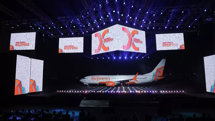 Air India Express ने विमान का बदला लुक, नए डिजाइन का किया अनावरण; CEO कैंबेल विल्सन ने कही ये बात
