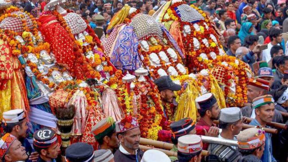 https://www.jagranimages.com/images/newimg/19102023/19_10_2023-kullu_international_23560192_13502538.jpg