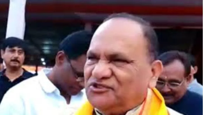 सीपी सिंह के सामने चित हुए नए पहलवान।
