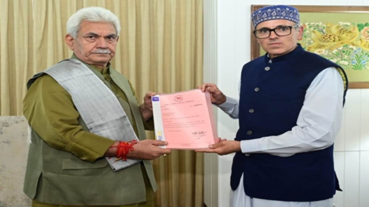 jammu and kashmir lg manoj sinha approved omar abdullah resolution seeking restoration of statehood