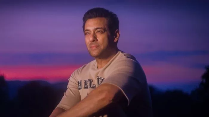 Salman Khan Death Threat: सलमान खान ने दुबई से एक बुलेटप्रूफ कार मंगवाई है।(फोटो सोर्स: सलमान खान इंस्टाग्राम)