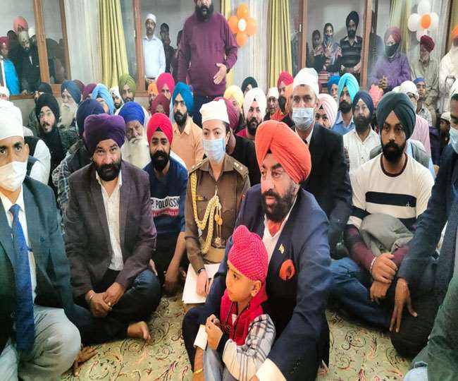 guru nanak devs 552th prakashotsav being celebrated with reverence in uttarakhand