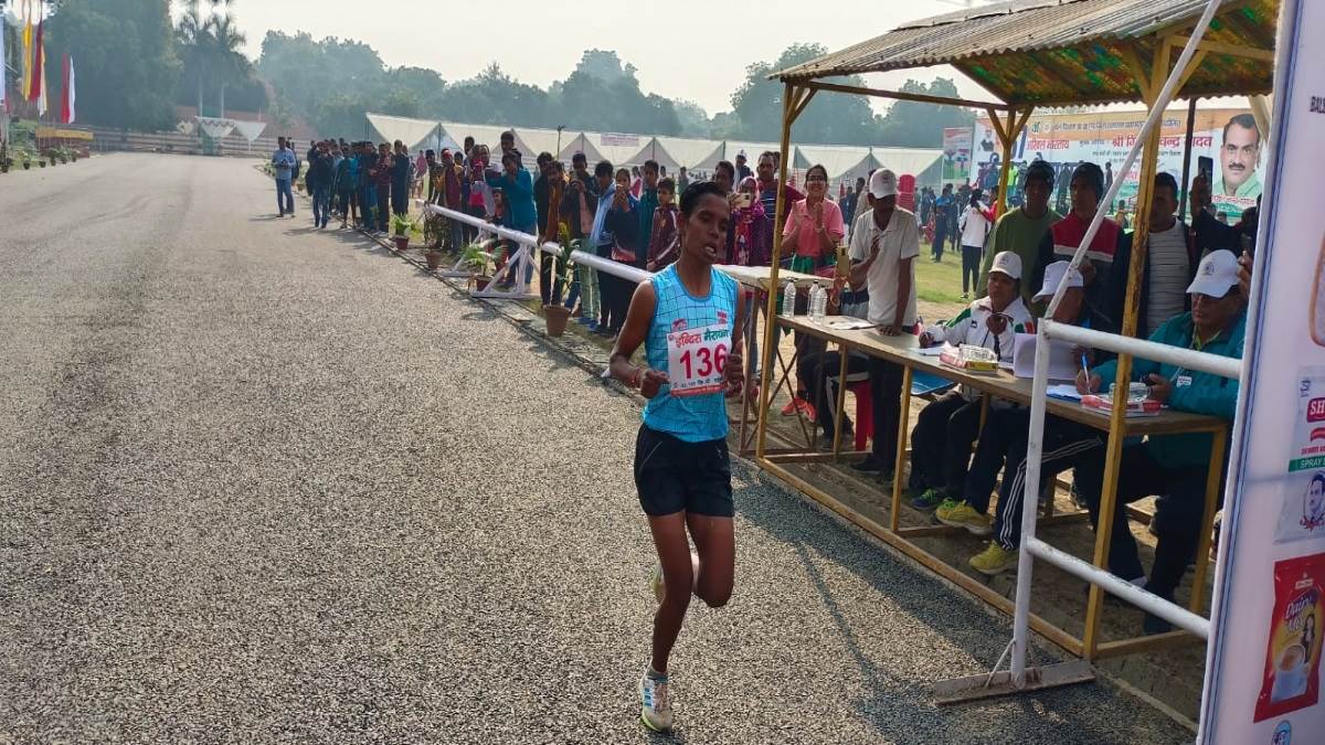 https://www.jagranimages.com/images/newimg/19112022/19_11_2022-indira_marathon_runner_23214029.jpg