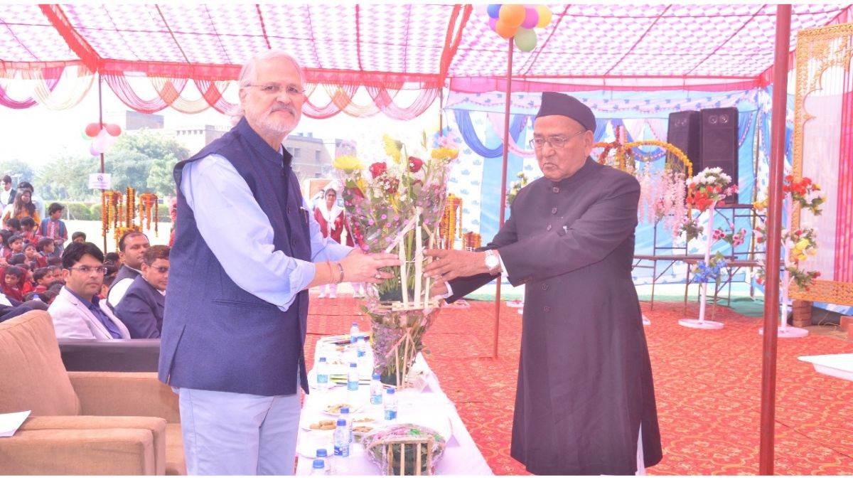 https://www.jagranimages.com/images/newimg/19112022/19_11_2022-najeeb_jung_new_23214756.jpg