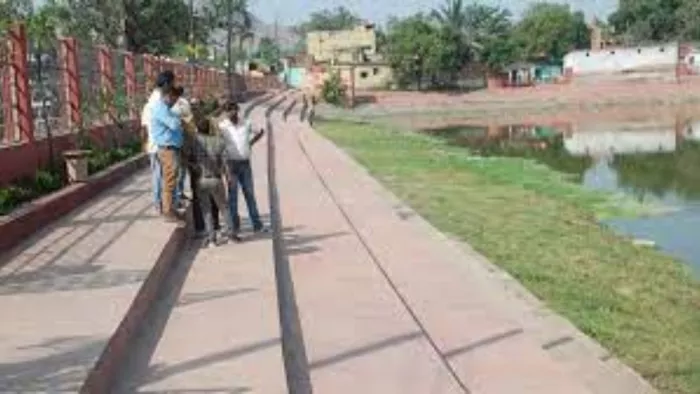 धनबाद में घाटों पर चाक-चौबंद व्यवस्था; मेडिकल टीम के साथ गोताखोर भी रहेंगे तैनात