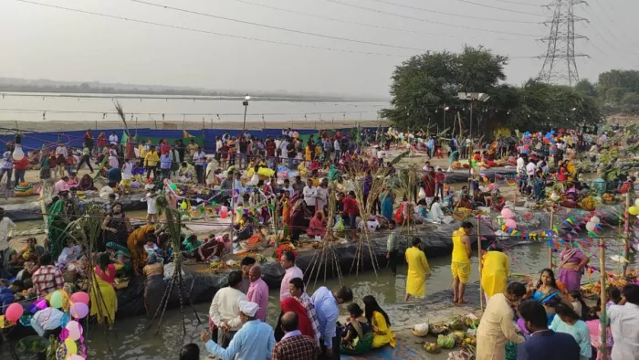 छठ पर AAP सरकार की तैयारियां, दिल्ली में 1000 से ज्यादा घाटों पर महापर्व का भव्य और शानदार आयोजन।