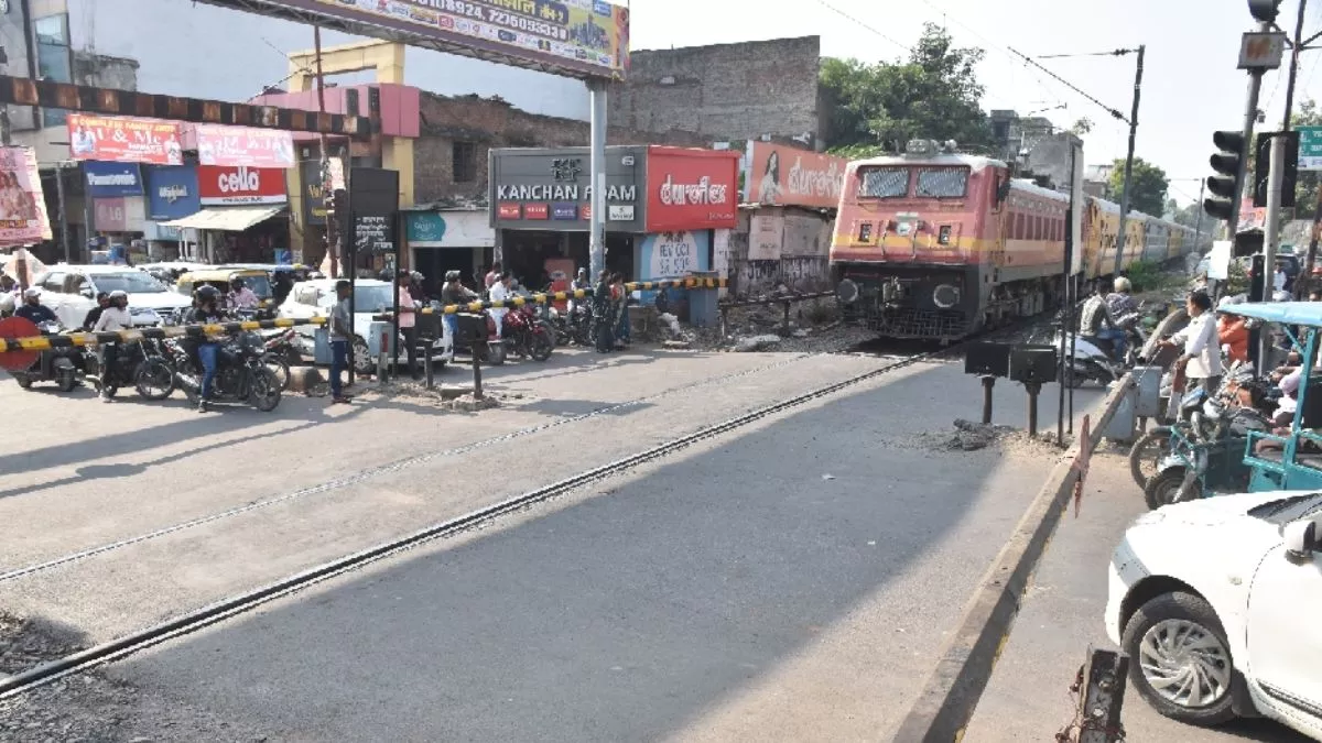 Kanpur News: एलीवेटेड रेल ट्रैक की अंतिम डीपीआर जल्द, गुमटी में 4.5 मीटर ऊंचा होगा निकास
