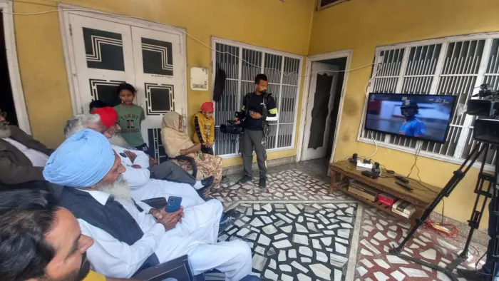 मुकाबले से पहले शुभमन गिल के दादा-दादी ने दी शुभकामनाएं