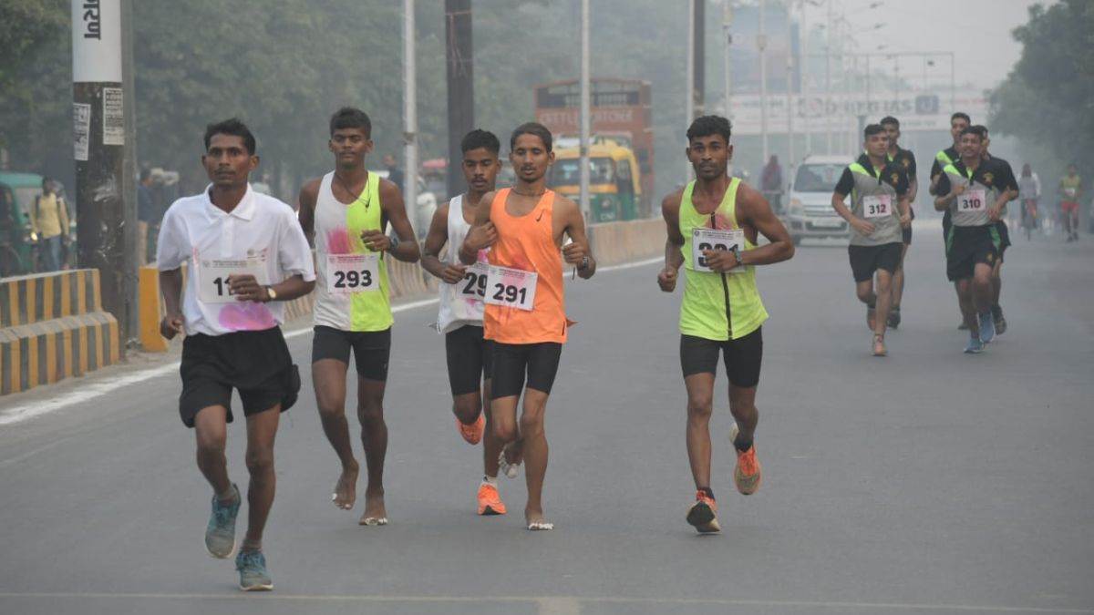 39th indira marathon kicks off in prayagraj a celebration of sportsmanship and patriotism