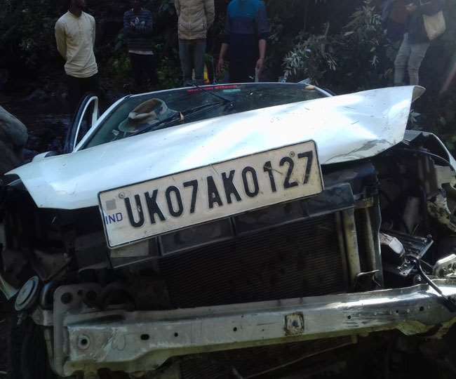 vikasnagar road accident alto car fell into ditch on haripur minas road one died