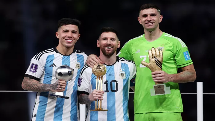Fifa World Cup Awards: लियोनेल मेसी ने जीता गोल्डन बॉल का खिताब (फोटो क्रेडिट ट्विटर)