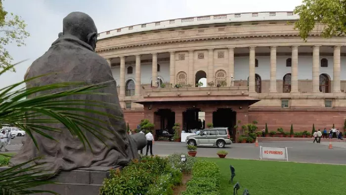 तवांग झड़प मामले पर विपक्ष ने किया वॉकआउट