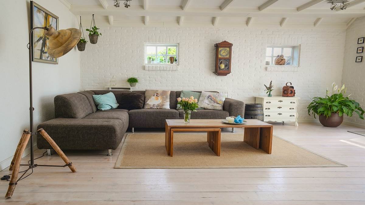 अमेज़न ऑफर्स की मार पड़ी L Shape Sofa Set पर, सीधा 66% की छूट पर खेल दिया दांव बेस्ट Furniture की टुकड़ी पर