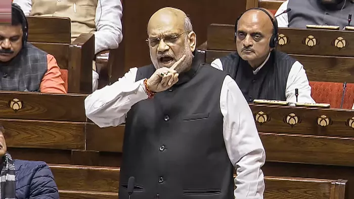 कांग्रेस नेताओं को 'एक्स' का नोटिस (फोटो- पीटीआई)