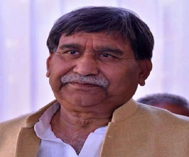 सपा का बसपा को फिर झटका, पूर्व मंत्री राम प्रसाद चौधरी समर्थकों समेत आज साइकिल पर होंगे सवार - Former minister and BSP leader Ram Prasad Chaudhary will join the Samajwadi Party