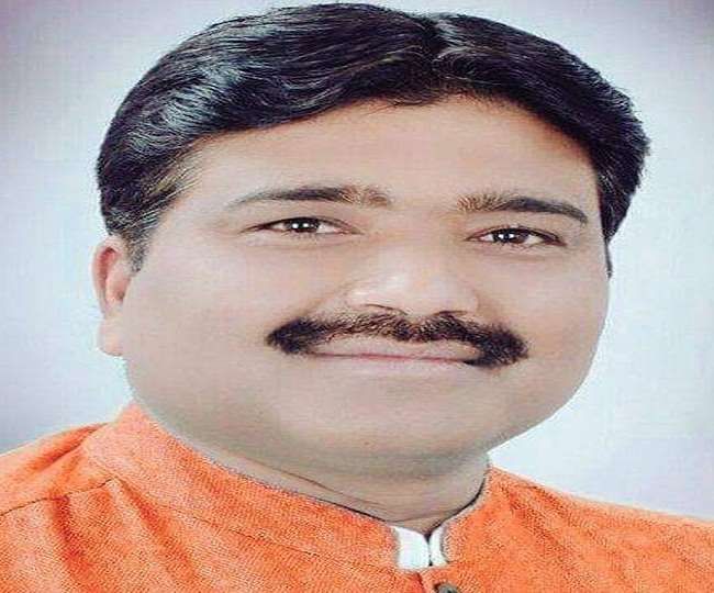 Kailash Bhatt announced to fight as an independent after the ticket was cut from Dwarahat seat