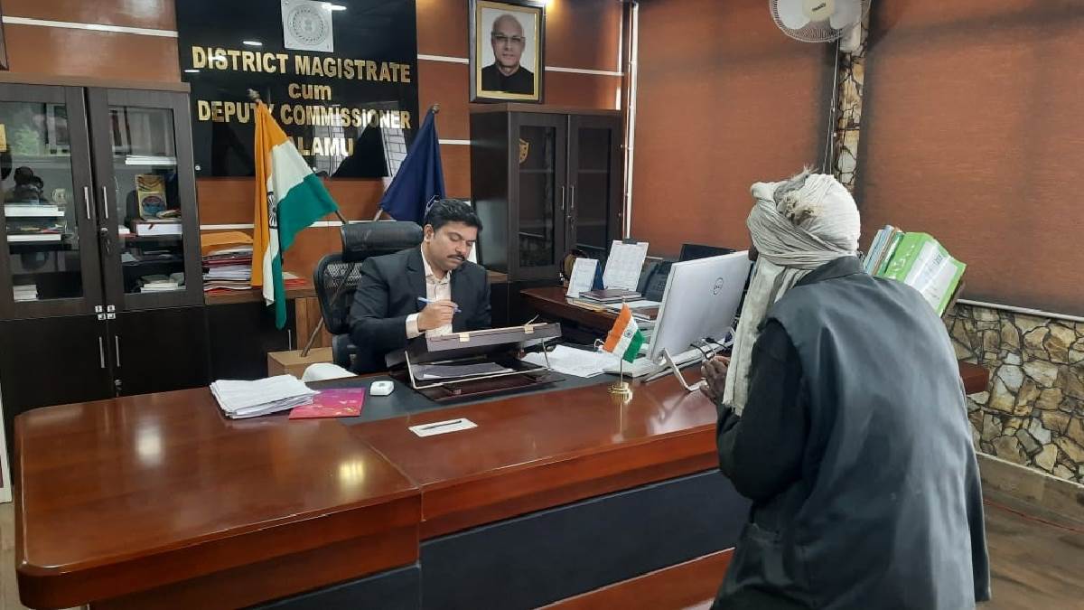 https://www.jagranimages.com/images/newimg/20012023/20_01_2023-janta_darbar_news_23303409.jpg