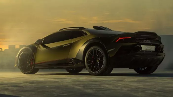 The Lamborghini Huracan Sterrato gets the first ever run-flat,