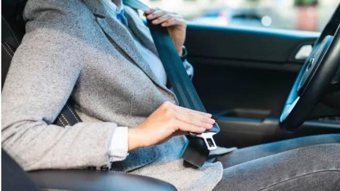 Car Seat Belt: Seat belt of the car does not just keep the driver safe