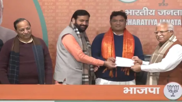बीजेपी में शामिल हुए AAP के पूर्व नेता अशोक तंवर