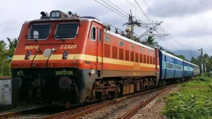 अब बिना रिजर्वेशन के सफर कर सकते हैं यात्री (फाइल फोटो)