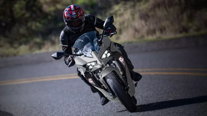 नई Kawasaki Ninja 500 भारत में लॉन्च हुई।
