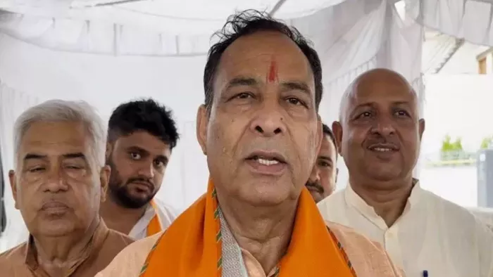 भाजपा अध्यक्ष मोहन लाल बड़ौली का पार्टी में विरोध बढ़ा (फाइल फोटो)